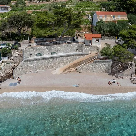 1 Bedroom Gorgeous In Daire *