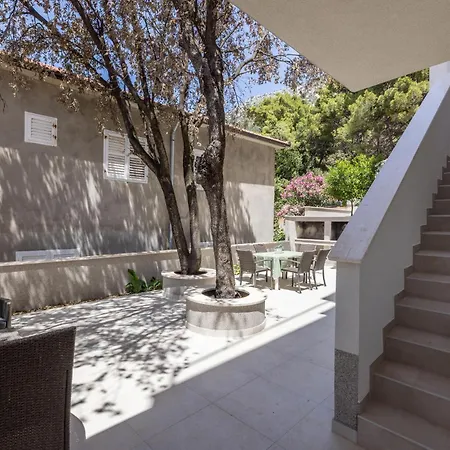 1 Bedroom Gorgeous In *