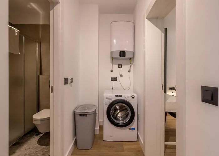 1 Bedroom Gorgeous In 아파트 *